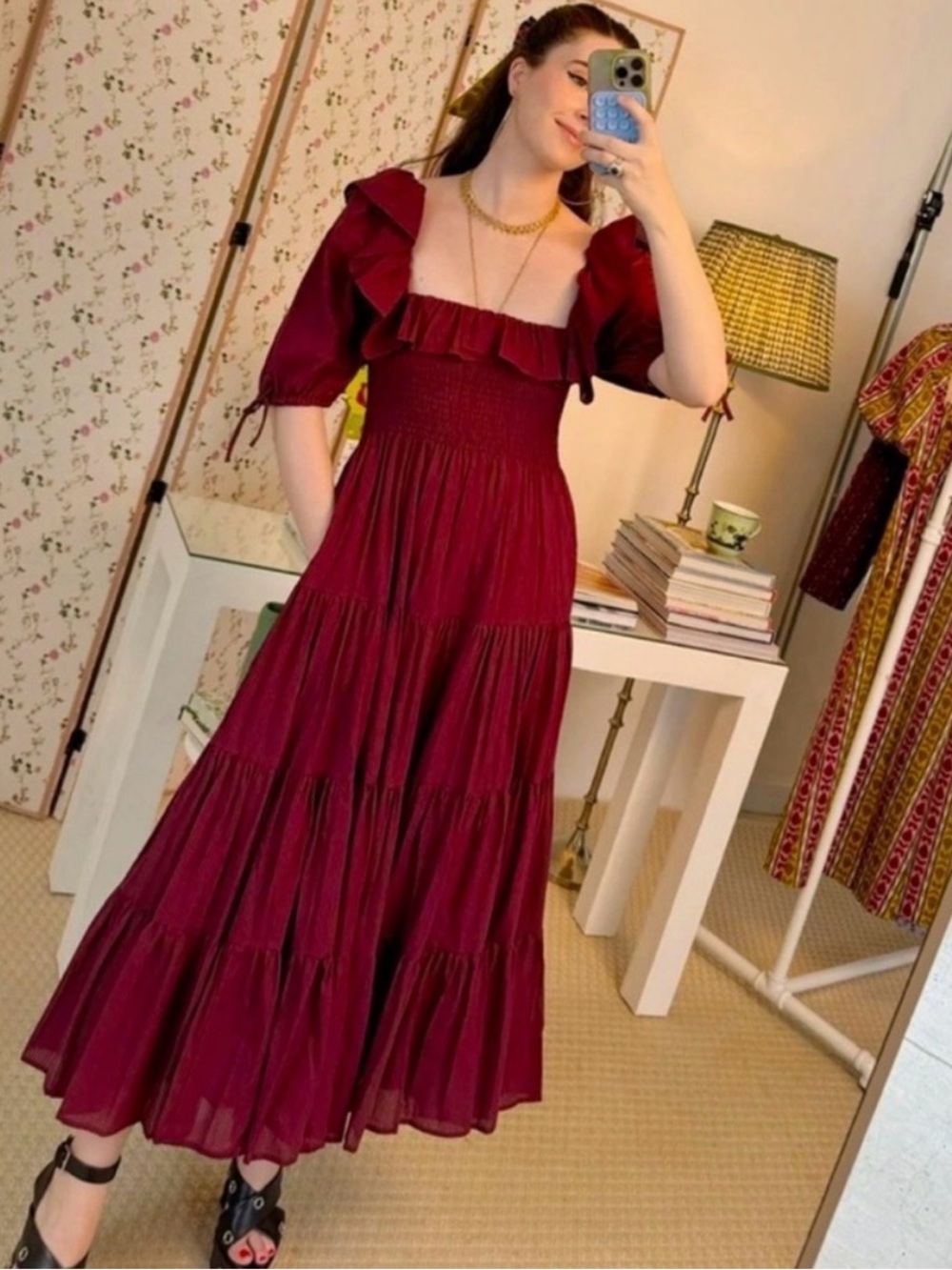 ISO corinne hill house home dress size Small or Medium!